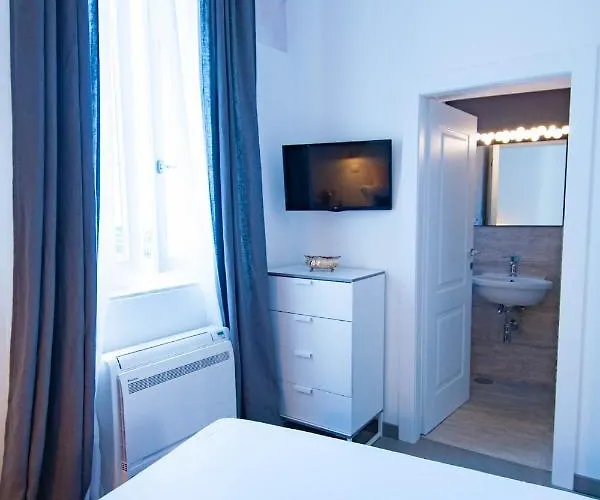 Aparthotel Margana Tower 4*