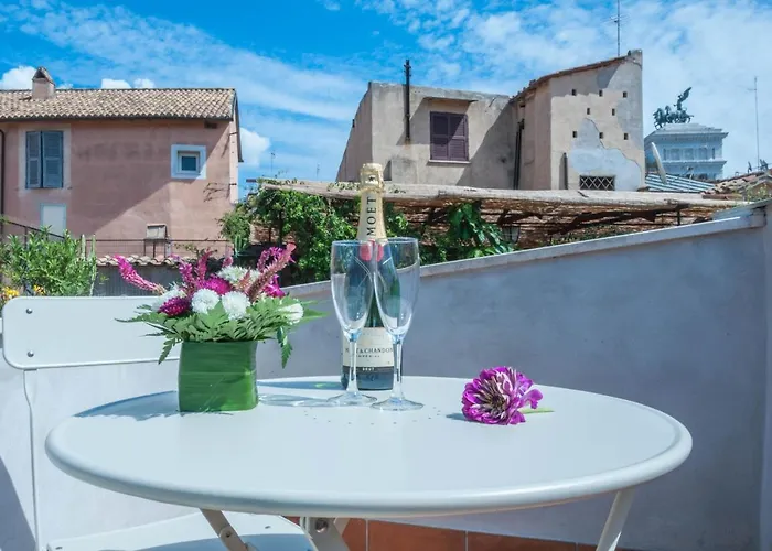 Hotel apartamentowy Margana Tower 4*